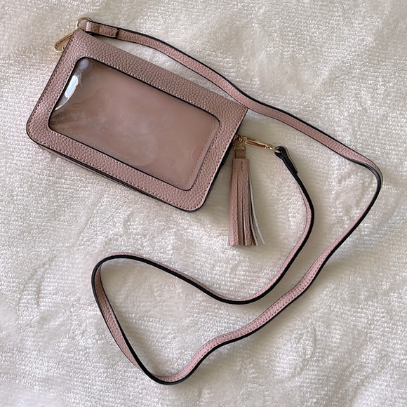 Blush Purse with touchscreen friendly back pocket! - Picture 2 of 12